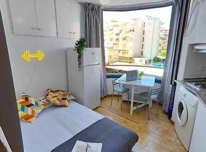 Renovado, Luminoso Y Confortable Loft Con Piscina